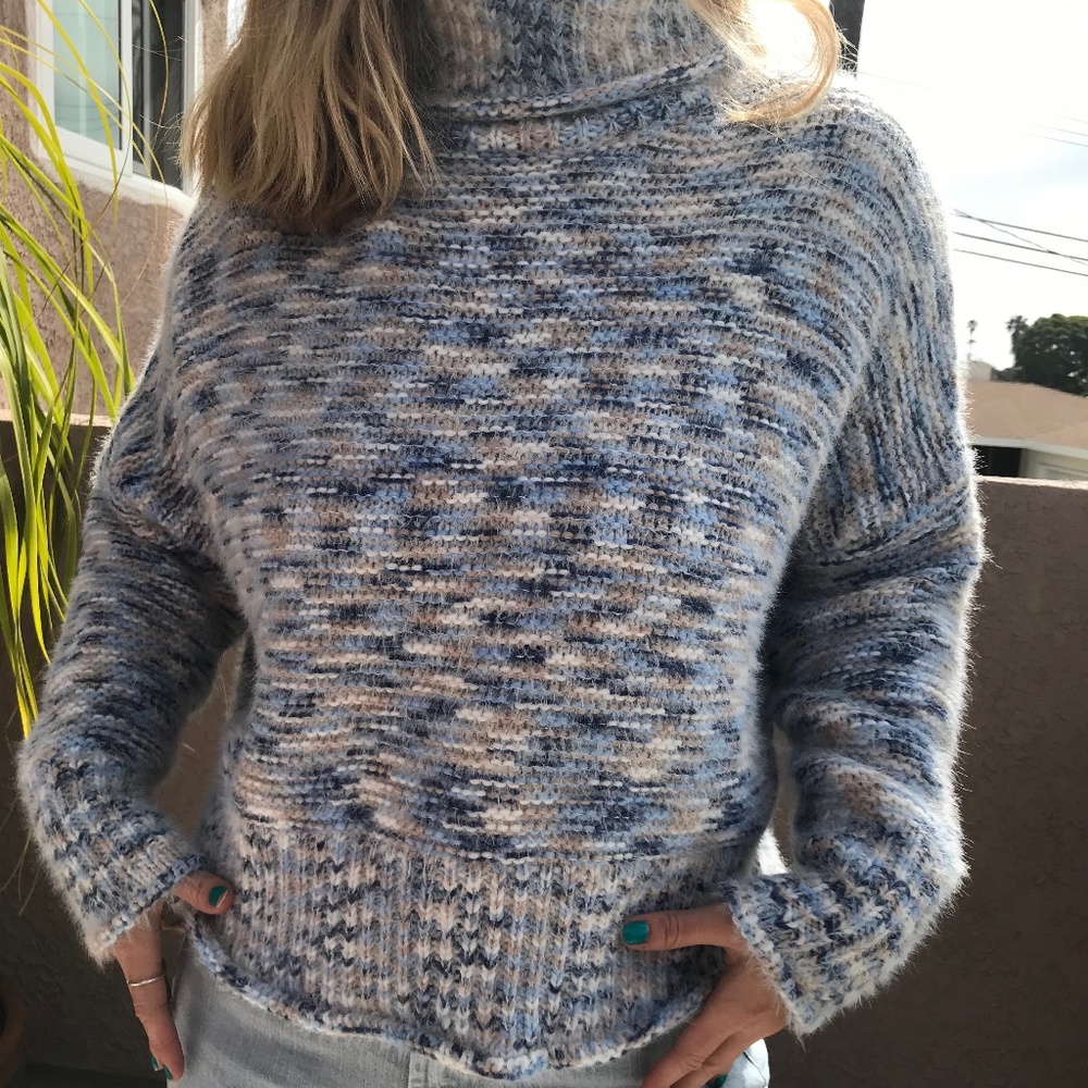 Fuzzy Turtle Neck